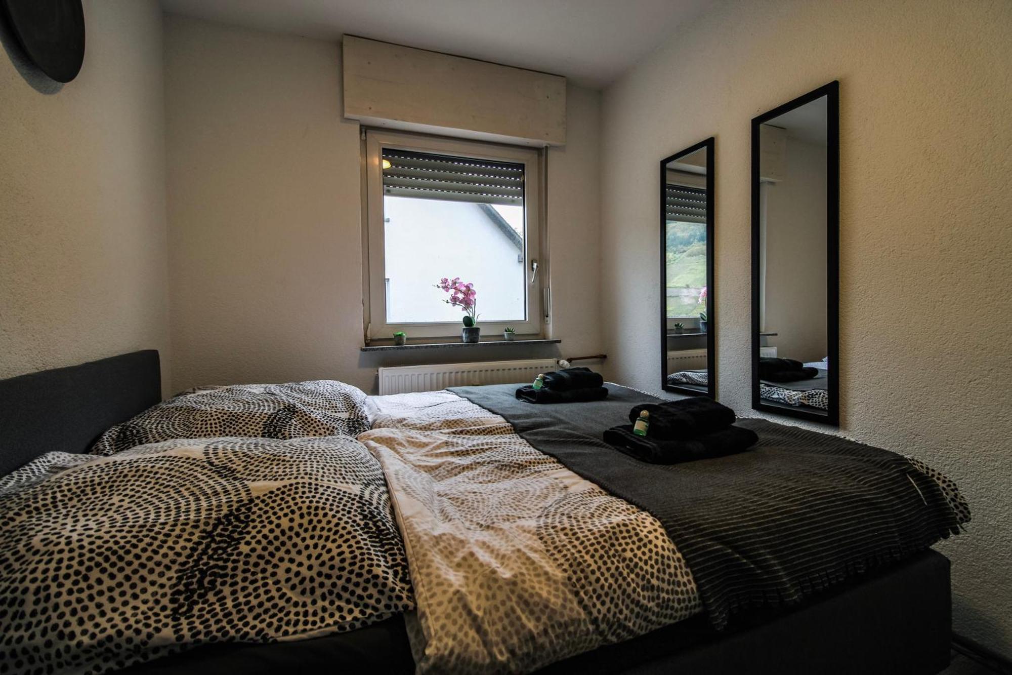 Sweet Six, Balkon, Netflix, Boxspringbetten, Hochwertiges Bad Zell an der Mosel Eksteriør bilde